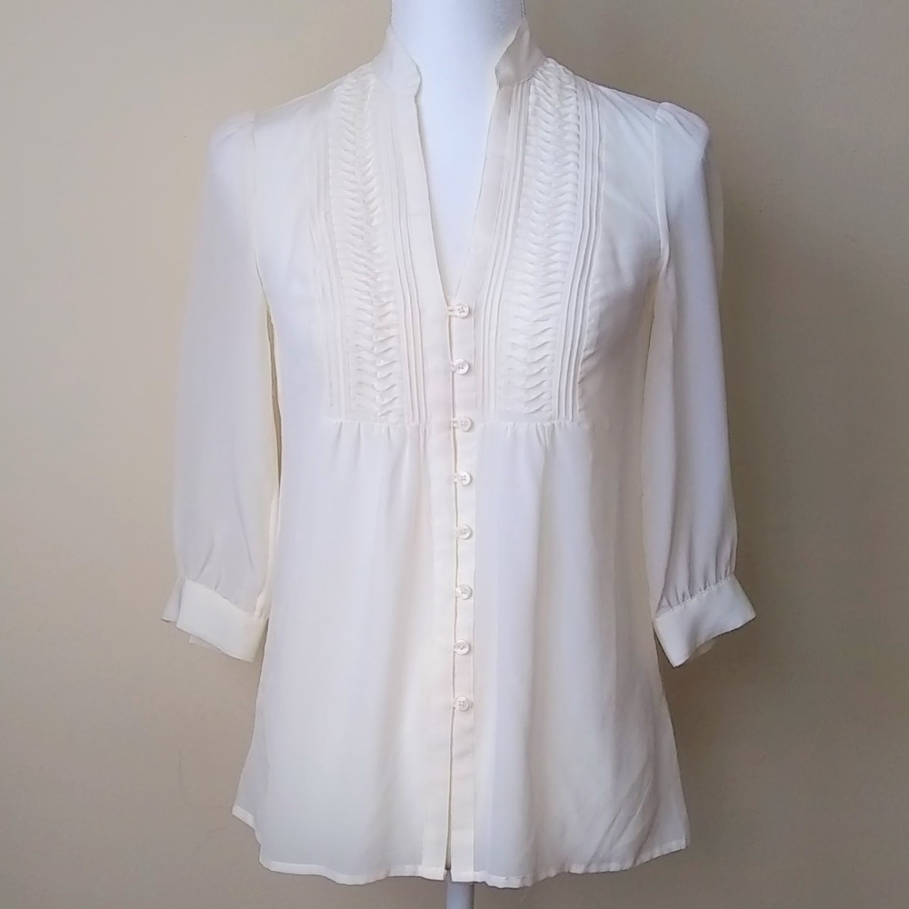 Beautiful 100% Silk Blouse Size XS